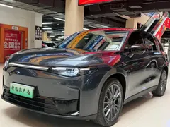 2024 Leapmotor C10 530 Smart — фото 1
