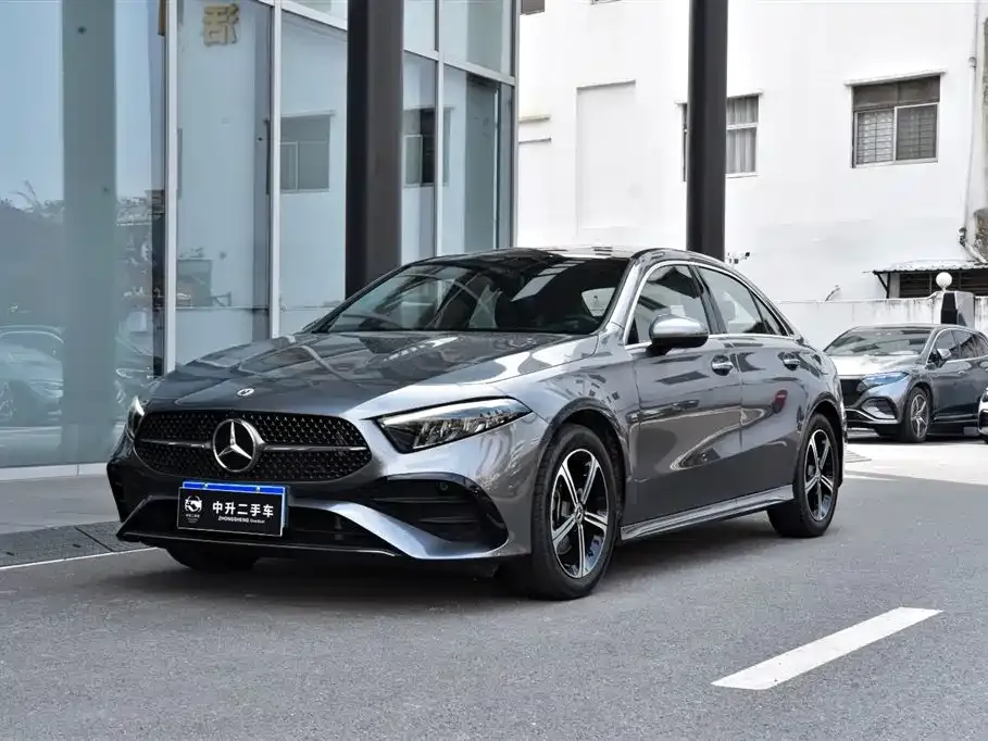 2023 Mercedes-Benz A-Class A 200 L Fashion