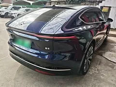 2025 Nio ET9 102kWh Launch Limited Edition, синий — фото 7