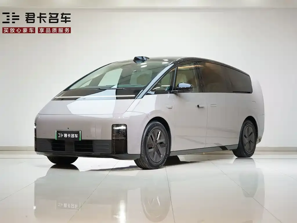 2024 Li Auto MEGA Ultra