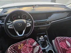 2021 Changan CS35 PLUS 1.6L MT Luxury, белый — фото 12