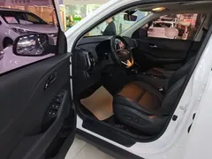 2021 Hyundai ix35 2.0L AT 2WD GLS Leading, белый — фото 16