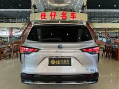 2021 Toyota Sienna 2.5L Hybrid Platinum — фото 5