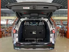 2021 Toyota Sienna 2.5L Hybrid Platinum — фото 7