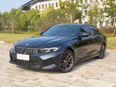 2023 BMW 3 Series 330i M Sport Night Package, чёрный — фото 1