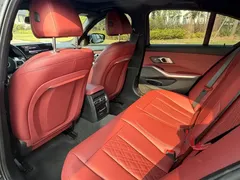 2023 BMW 3 Series 330i M Sport Night Package, чёрный — фото 14