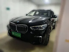 2022 BMW X5 30Li Premium M Sport Package, чёрный — фото 1