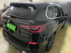 2022 BMW X5 30Li Premium M Sport Package, чёрный — фото 4