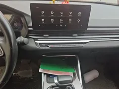 2022 Geely Emgrand 4th Gen 1.5L CVT Premium — фото 6