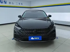 2023 Volkswagen Passat 330TSI Luxury, чёрный — фото 2