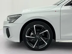 2023 Audi A3 Sportback 35 TFSI Fashion Sport, белый — фото 21