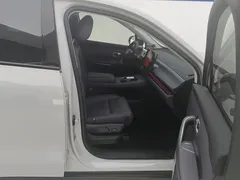 2024 Leapmotor C10 210 Smart — фото 8