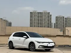 2021 Volkswagen Golf 280TSI DSG Pro, белый — фото 3