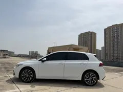 2021 Volkswagen Golf 280TSI DSG Pro, белый — фото 12