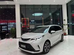 2023 Toyota Granvia 2.5L Hybrid Flagship VIP, белый — фото 3