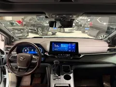 2023 Toyota Granvia 2.5L Hybrid Flagship VIP, белый — фото 5