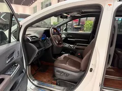2023 Toyota Granvia 2.5L Hybrid Flagship VIP, белый — фото 6