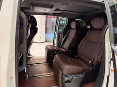 2023 Toyota Granvia 2.5L Hybrid Flagship VIP, белый — фото 7