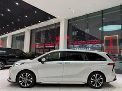 2023 Toyota Granvia 2.5L Hybrid Flagship VIP, белый — фото 8
