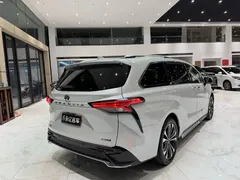 2023 Toyota Granvia 2.5L Hybrid Flagship VIP, белый — фото 10