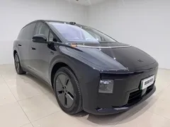2025 Li Auto i8 Standard, чёрный — фото 3