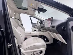 2025 Li Auto i8 Standard, чёрный — фото 8