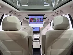 2025 Li Auto i8 Standard, чёрный — фото 11