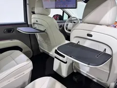 2025 Li Auto i8 Standard, чёрный — фото 13