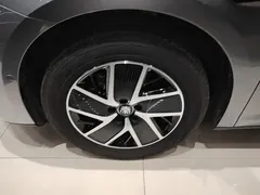 2025 BYD Qin L PHEV Smart Driving 120km Leading — фото 23