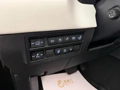 2023 Toyota Sequoia 3.5T Capstone, чёрный — фото 15