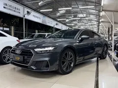 2022 Audi A7 45 TFSI — фото 1