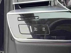 2022 Audi A8L 50 TFSI quattro Comfort Collector's Edition, чёрный — фото 18