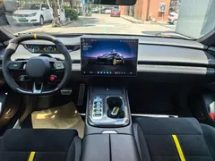 2025 Xiaomi SU7 Ultra Ultra, чёрный — фото 5