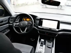 2022 Volkswagen Teramont X 380TSI 4WD Luxury, чёрный — фото 11