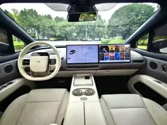2026 Li Auto i6 2WD Standard, белый — фото 5