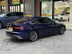 2021 Audi A5 Sportback 40 TFSI quattro Luxury Sport, синий — фото 7