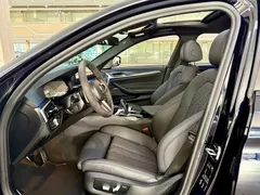 2021 BMW 5 Series 530i M Sport Package, чёрный — фото 4