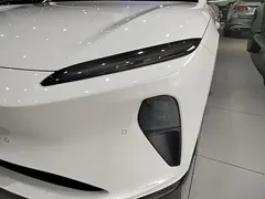 2024 Nio ET5T 75kWh Touring, белый — фото 18