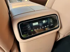 2026 Leapmotor D19 EREV 500 Premium 6-seat, чёрный — фото 8
