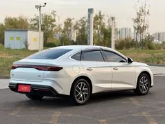 2024 BYD Qin L PHEV 120KM Exceed, белый — фото 5