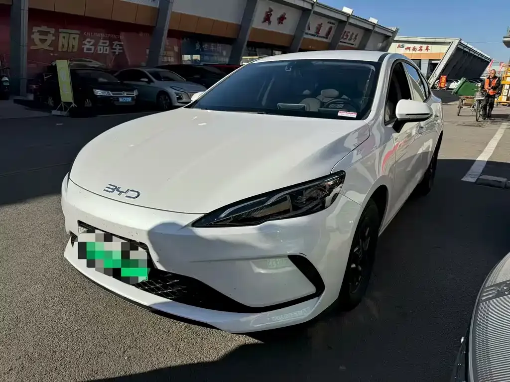 2025 BYD Seal 05 PHEV DM-i Smart Drive 55km Luxury