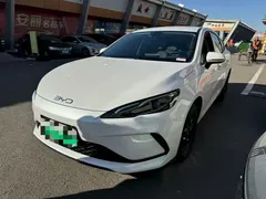 2025 BYD Seal 05 PHEV DM-i Smart Drive 55km Luxury, белый — фото 1