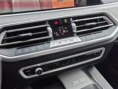 2022 BMW X5 30Li Premium M Sport Package — фото 16