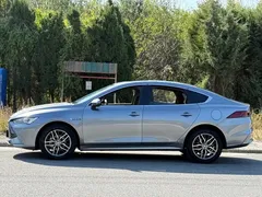 2023 BYD Qin PLUS Champion DM-i PHEV 120km — фото 3