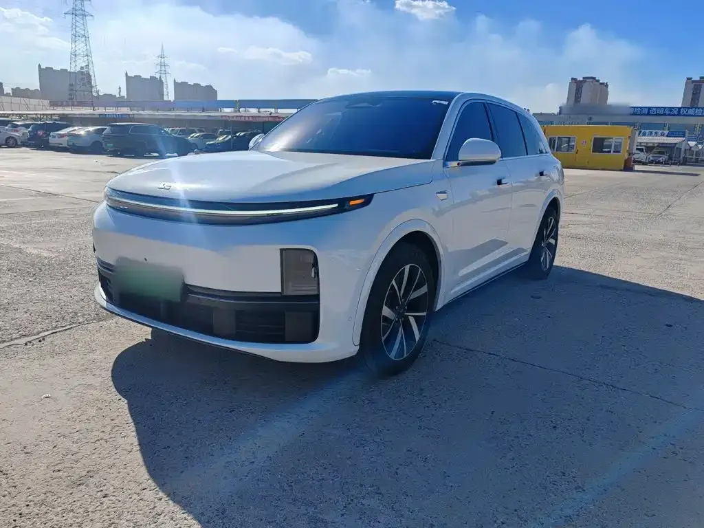 2023 Li Auto L7