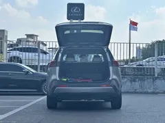 2021 Toyota RAV4 2.0L CVT 2WD Fashion Plus — фото 4