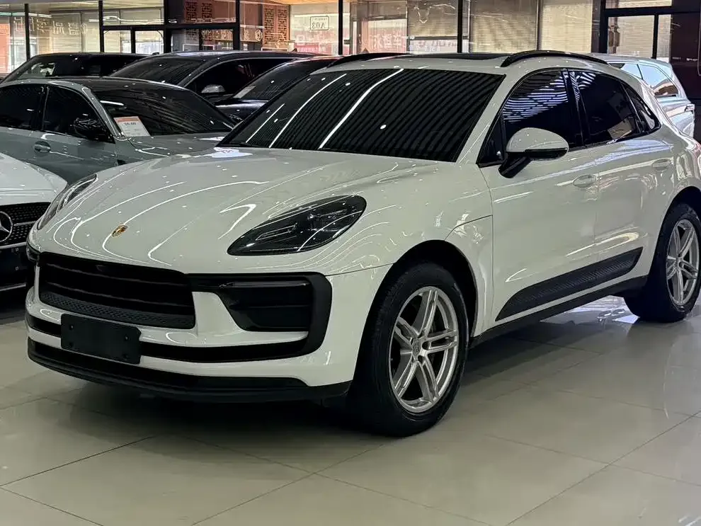 2022 Porsche Macan 2.0T