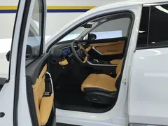 2023 Geely Atlas L 1.5TD DCT Premium, белый — фото 9