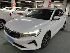 2022 Geely Emgrand 4th Gen 1.5L CVT Premium, белый — фото 2