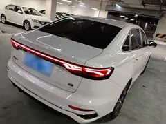 2022 Geely Emgrand 4th Gen 1.5L CVT Premium, белый — фото 7